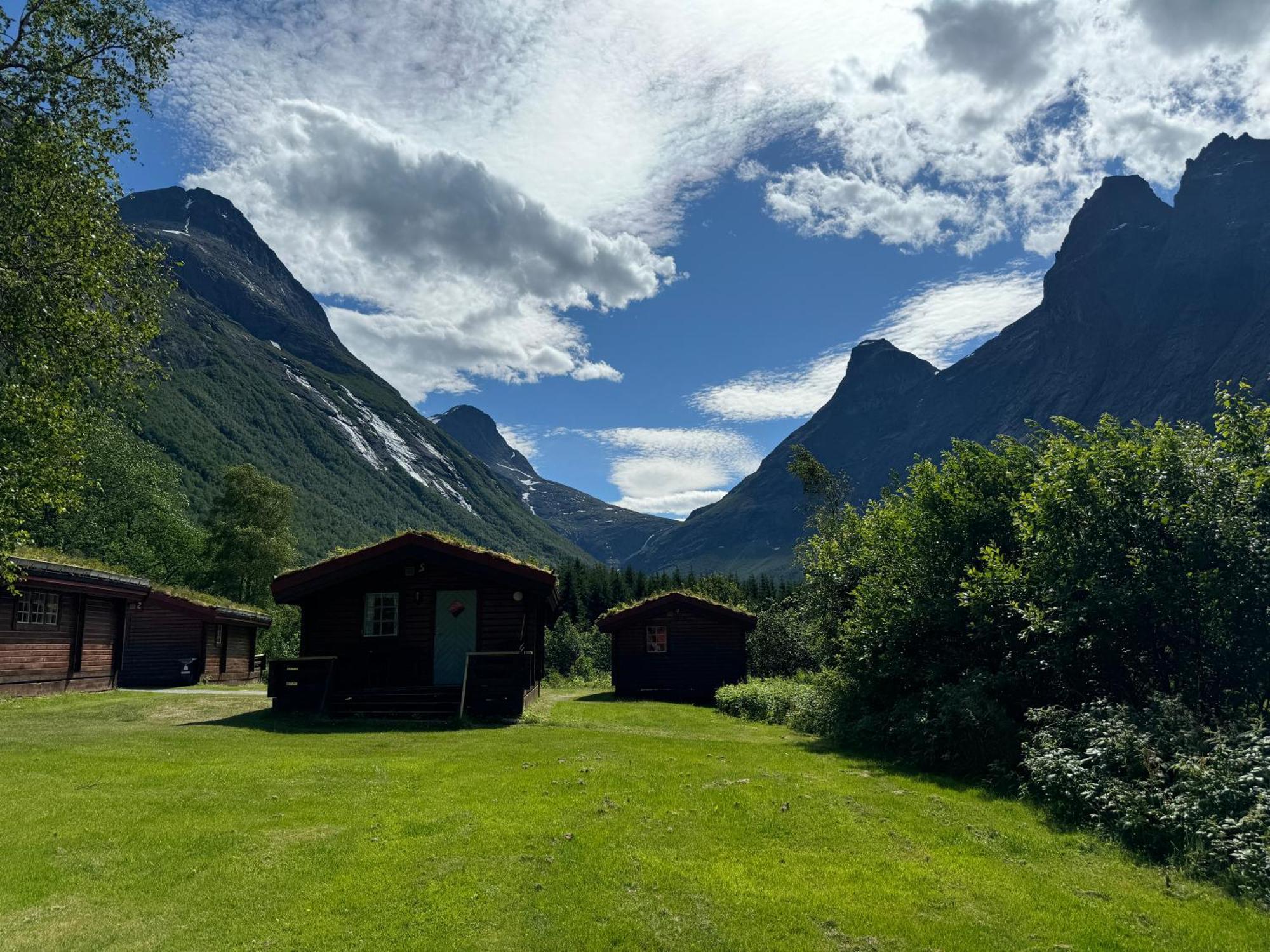 Trollstigen Camping And Gjestegard Åndalsnes Kültér fotó